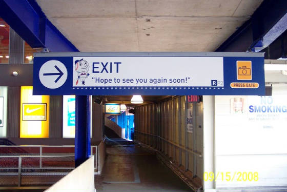 PressGateExitSign-9-14-08.jpg