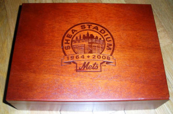Shea_Box_27_12-2010.jpg