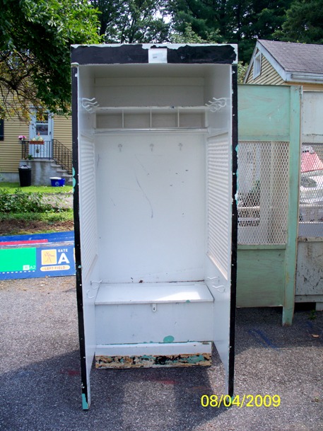 Locker.jpg