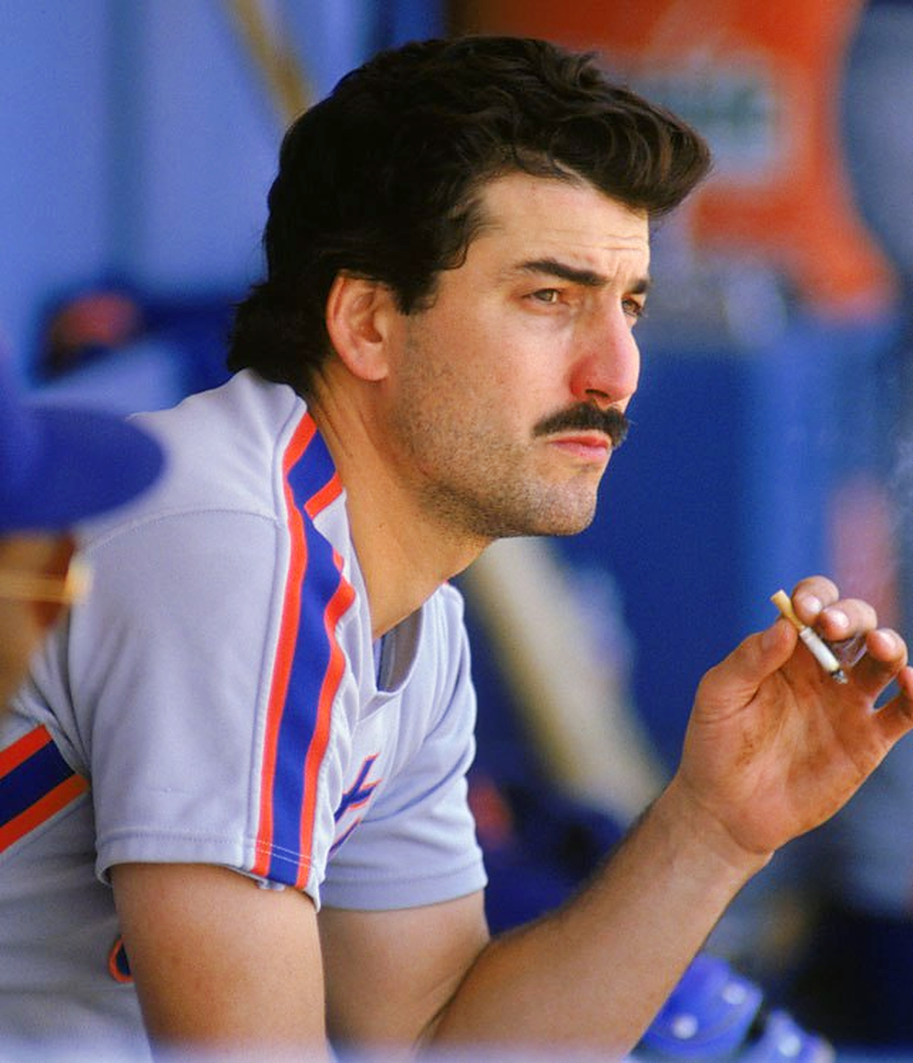 keith-hernandez-smoking-in-dugout.jpeg